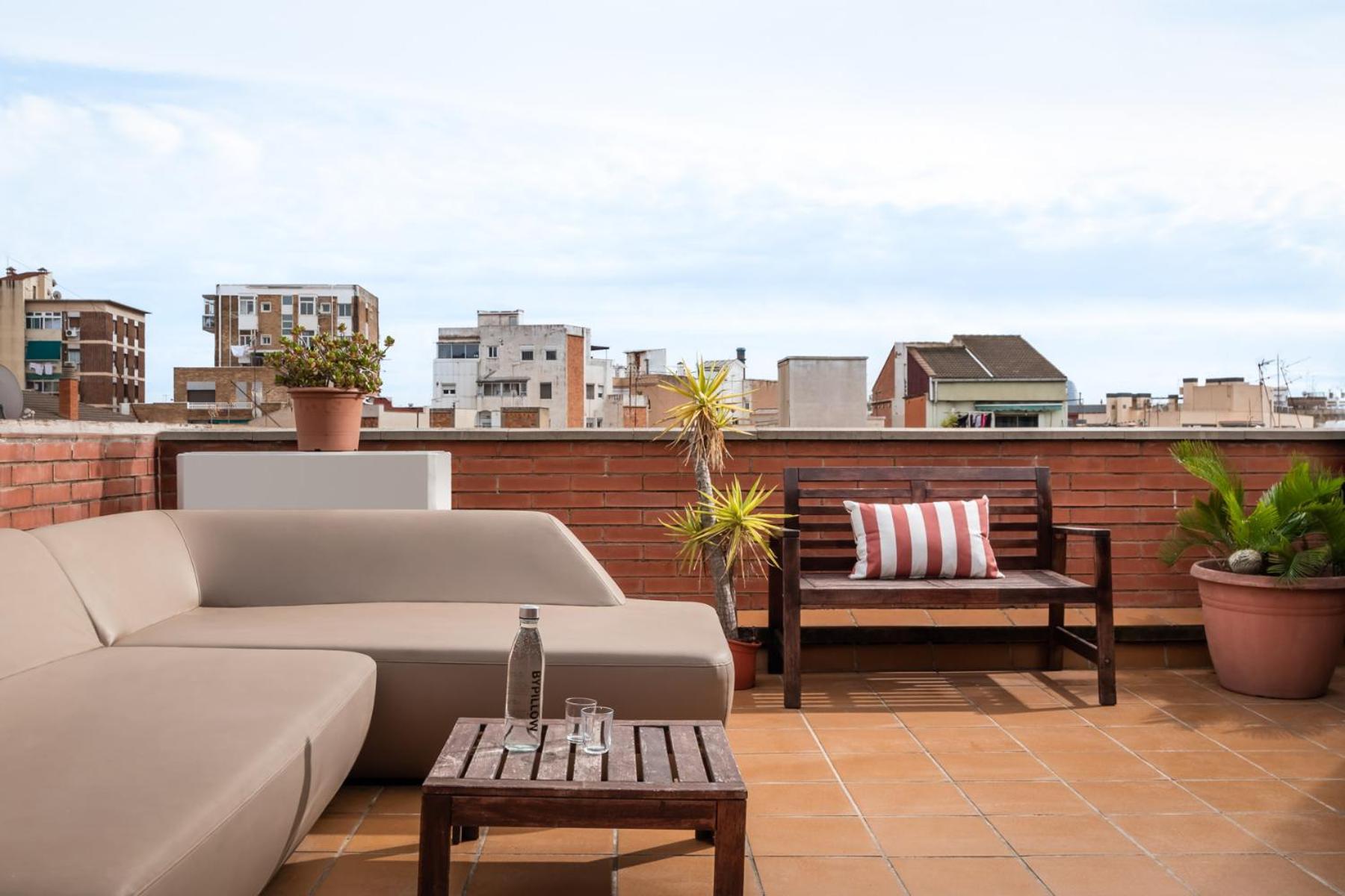 Bypillow House Barcelona Exterior photo